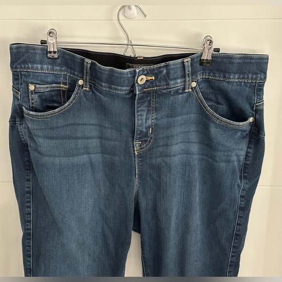 Torrid: Women’s Premium Stretch Bombshell Skinny Jeans- Size 20XT - Picture 3 of 13